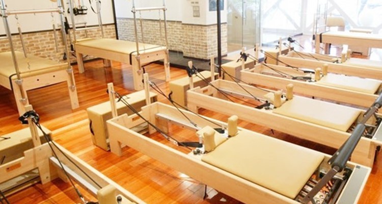 千里中央駅のおすすめピラティス Zen Place Pilates 千里中央スタジオ Eparkスクール